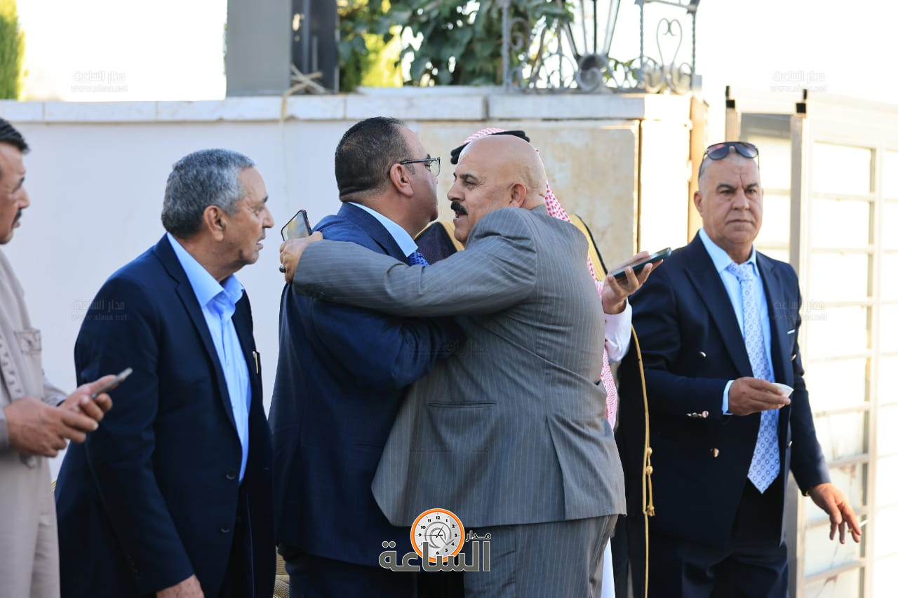 Madar Al-Saa Images 0.6980411370299269