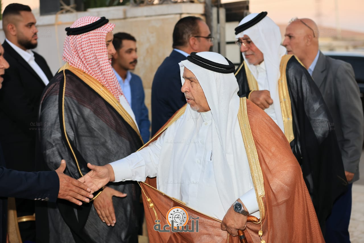 Madar Al-Saa Images 0.5706596903760742