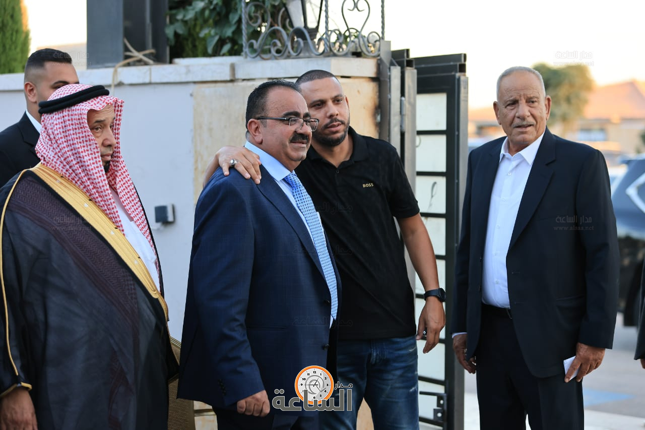 Madar Al-Saa Images 0.3452148632034583