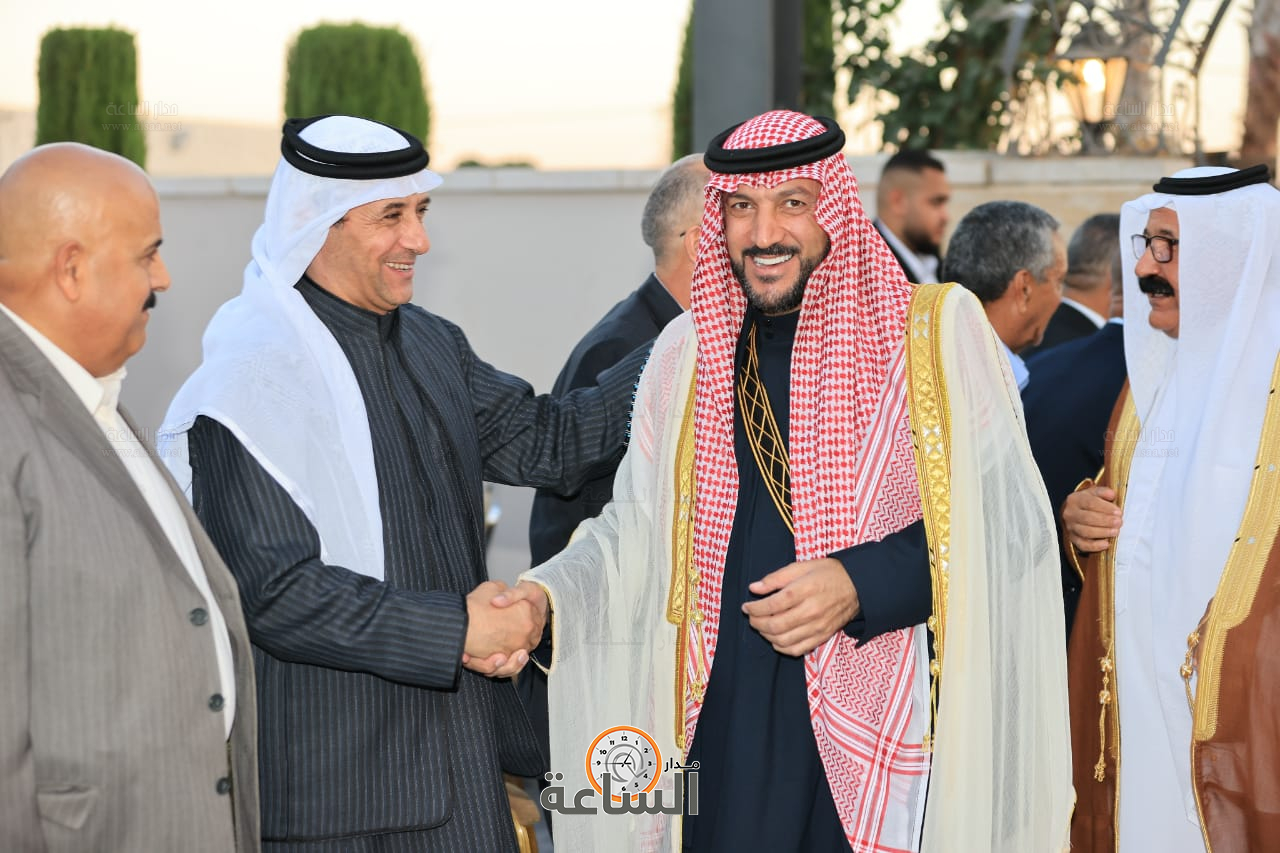 Madar Al-Saa Images 0.3919347125049093