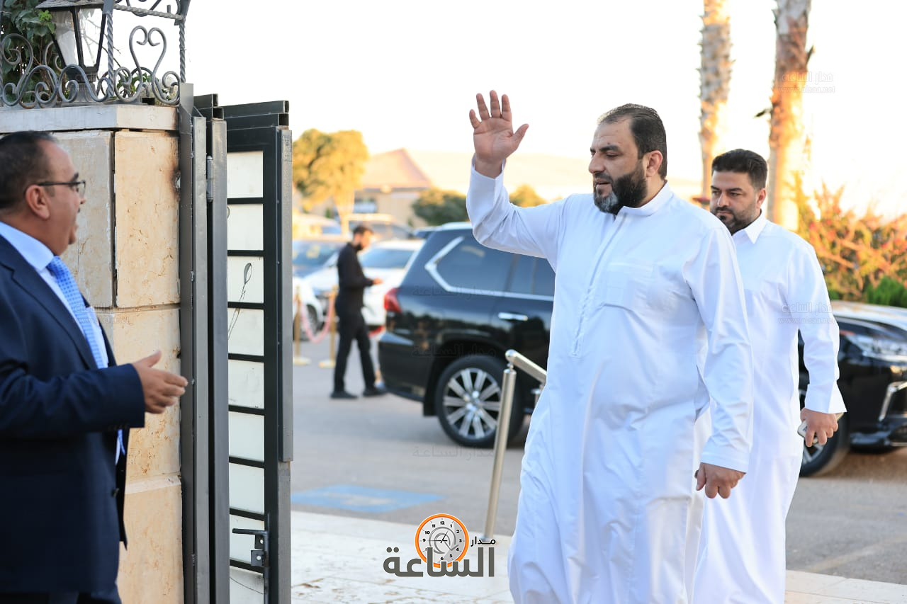 Madar Al-Saa Images 0.3512071789562914