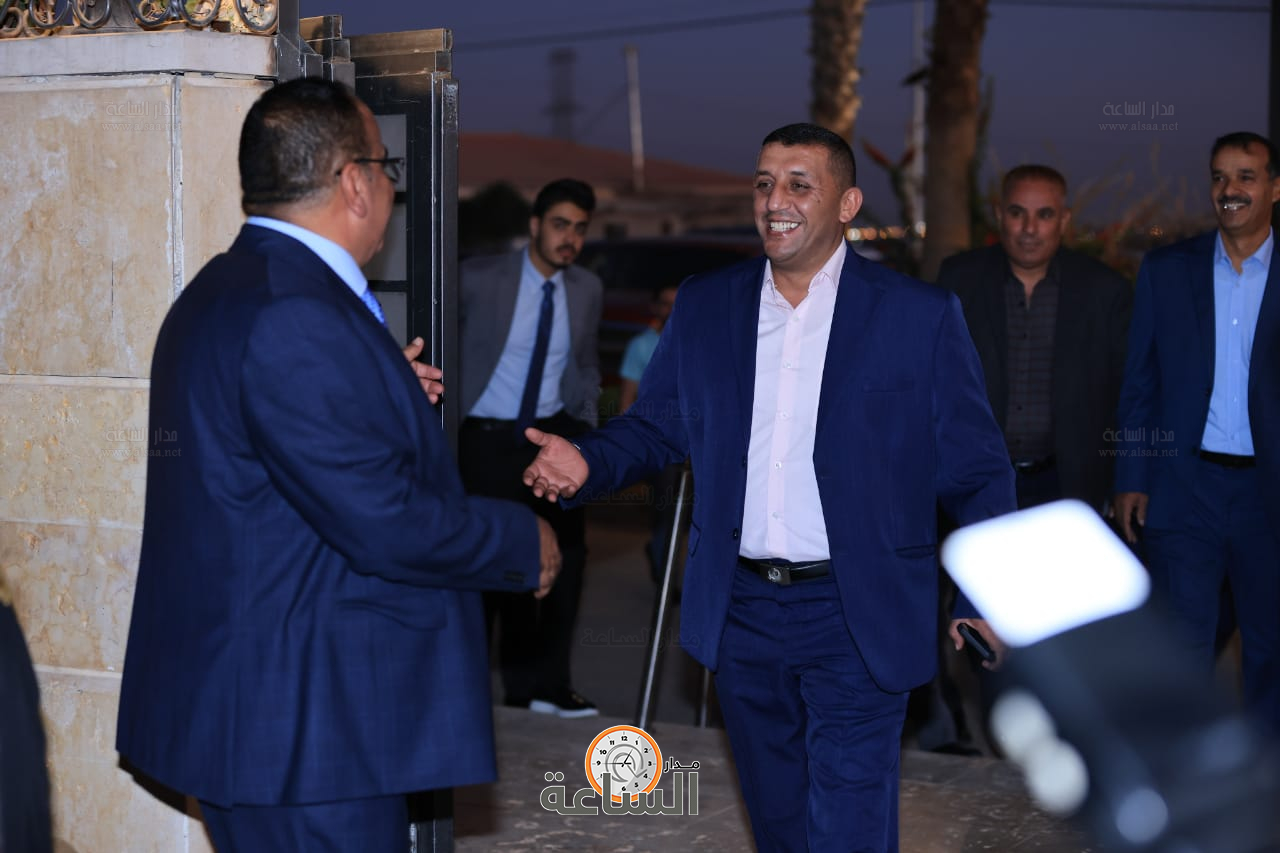 Madar Al-Saa Images 0.47751428151293185