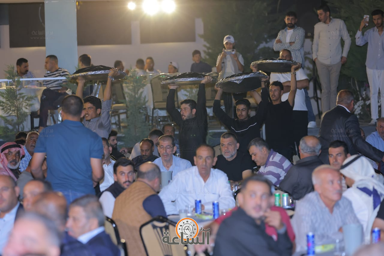 Madar Al-Saa Images 0.6448809261587359