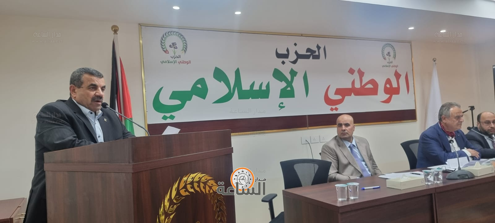 Madar Al-Saa Images 0.48384820215879354