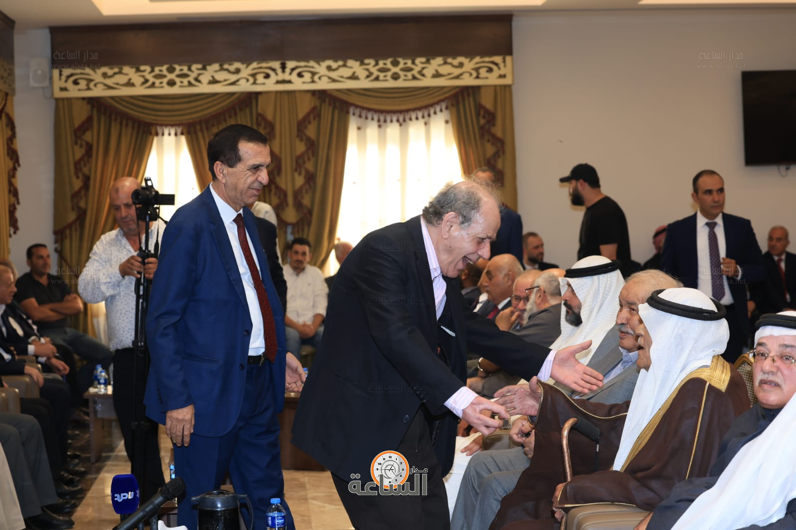 Madar Al-Saa Images 0.5236418731098513