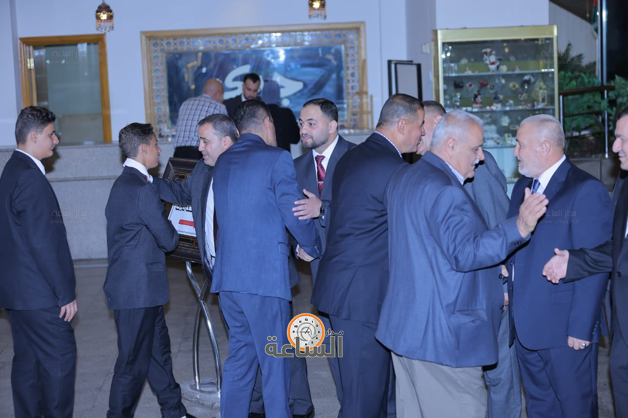 Madar Al-Saa Images 0.6207662355776167