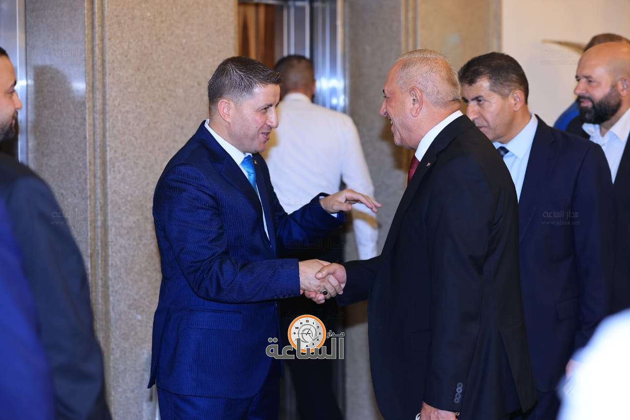 Madar Al-Saa Images 0.5918316329009101