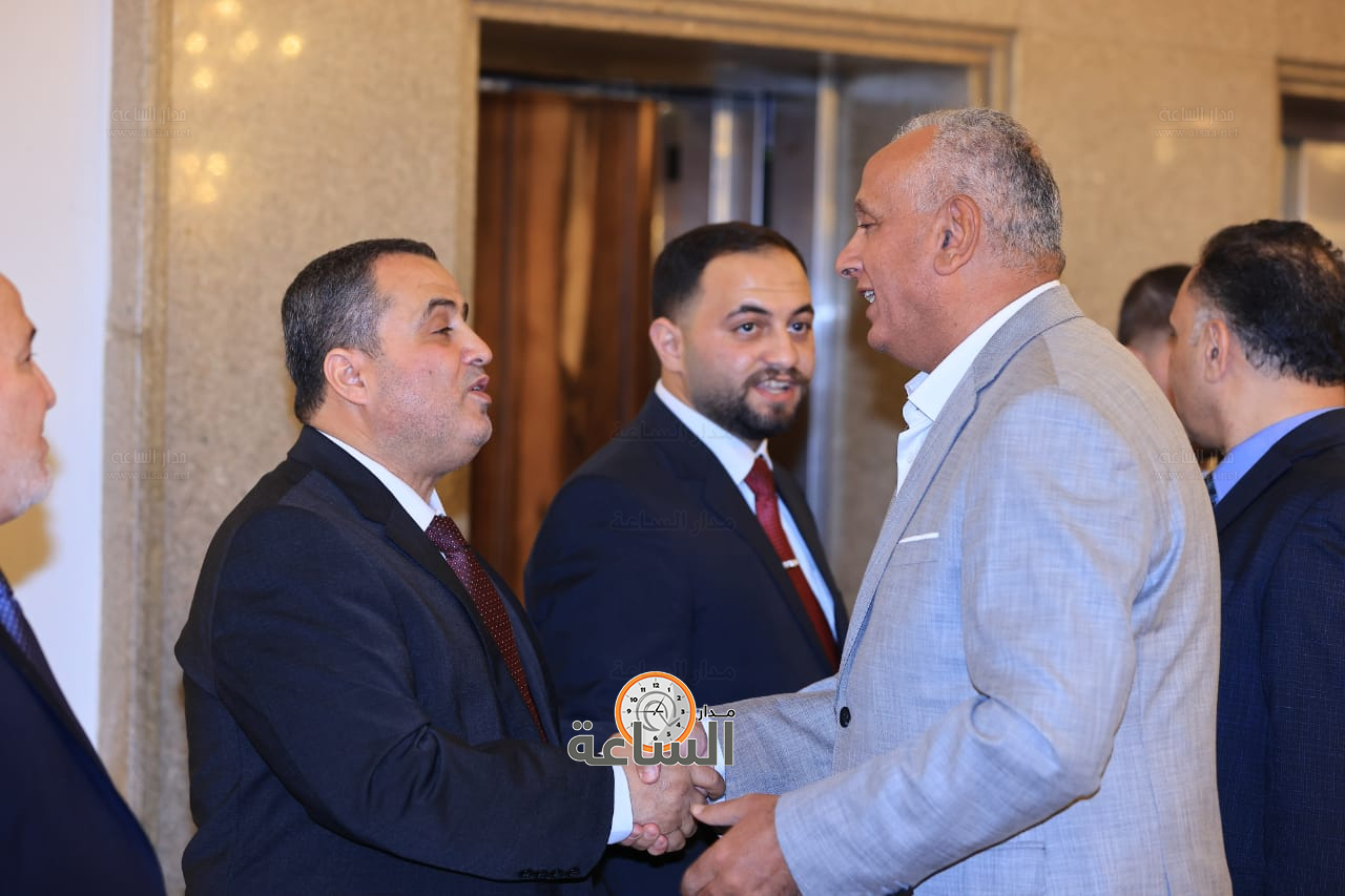 Madar Al-Saa Images 0.2764695789261824