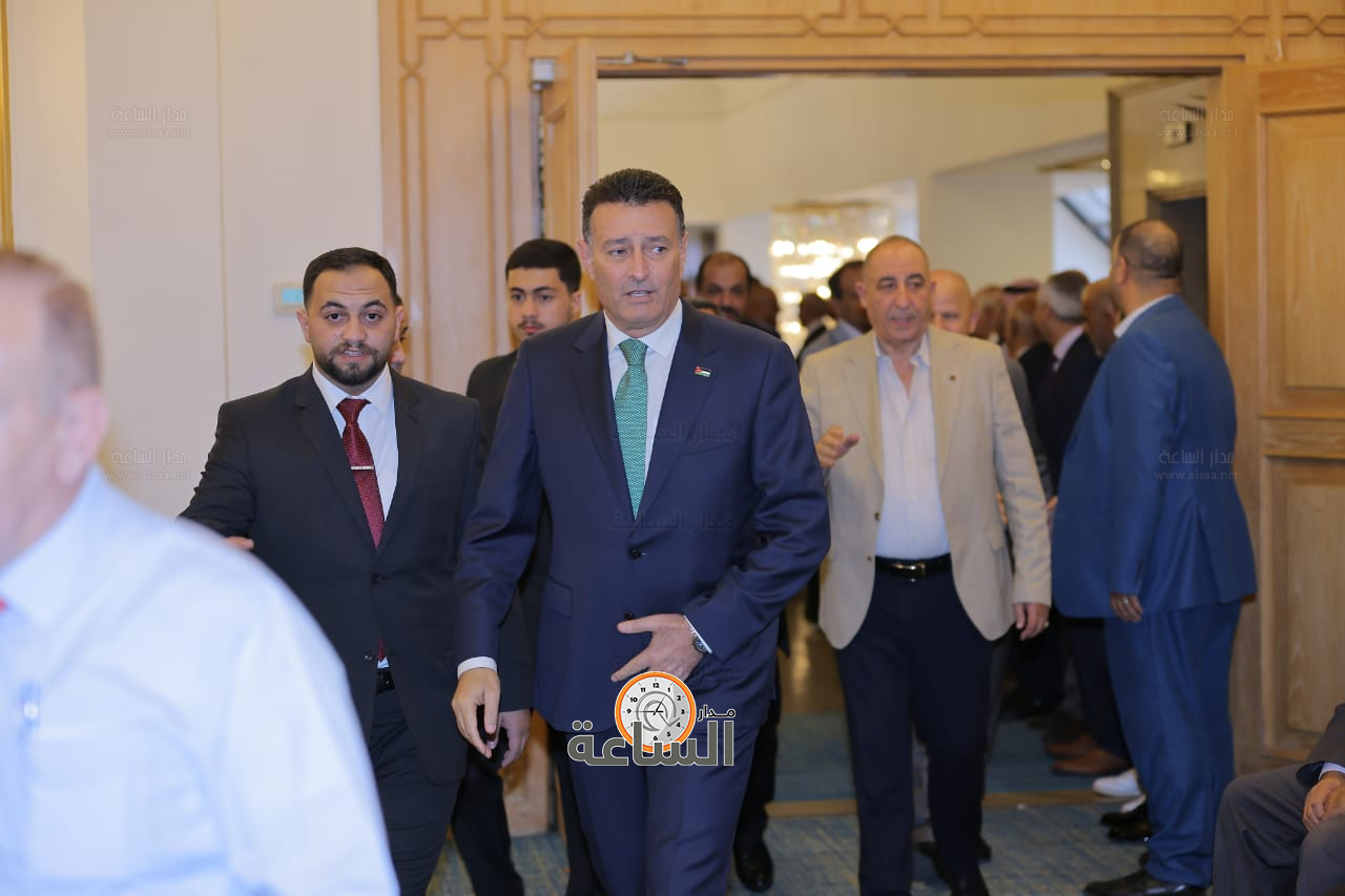 Madar Al-Saa Images 0.9390988934126988