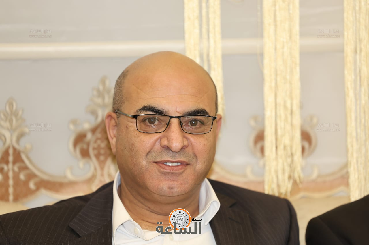 Madar Al-Saa Images 0.2557591275185187