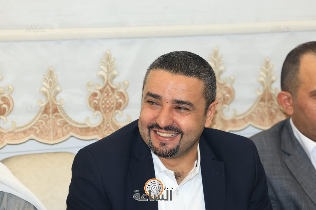 Madar Al-Saa Images 0.984498572962728