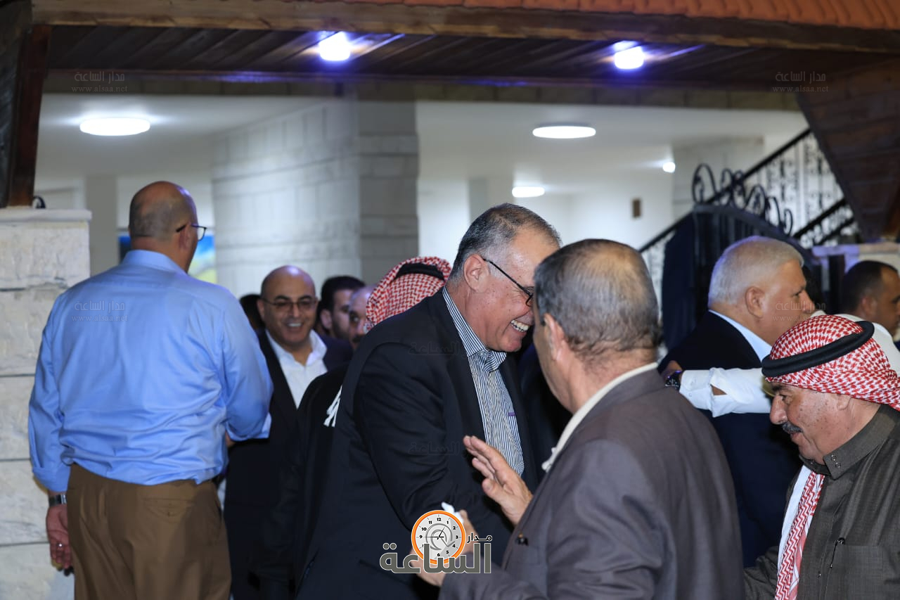 Madar Al-Saa Images 0.7713395441028733