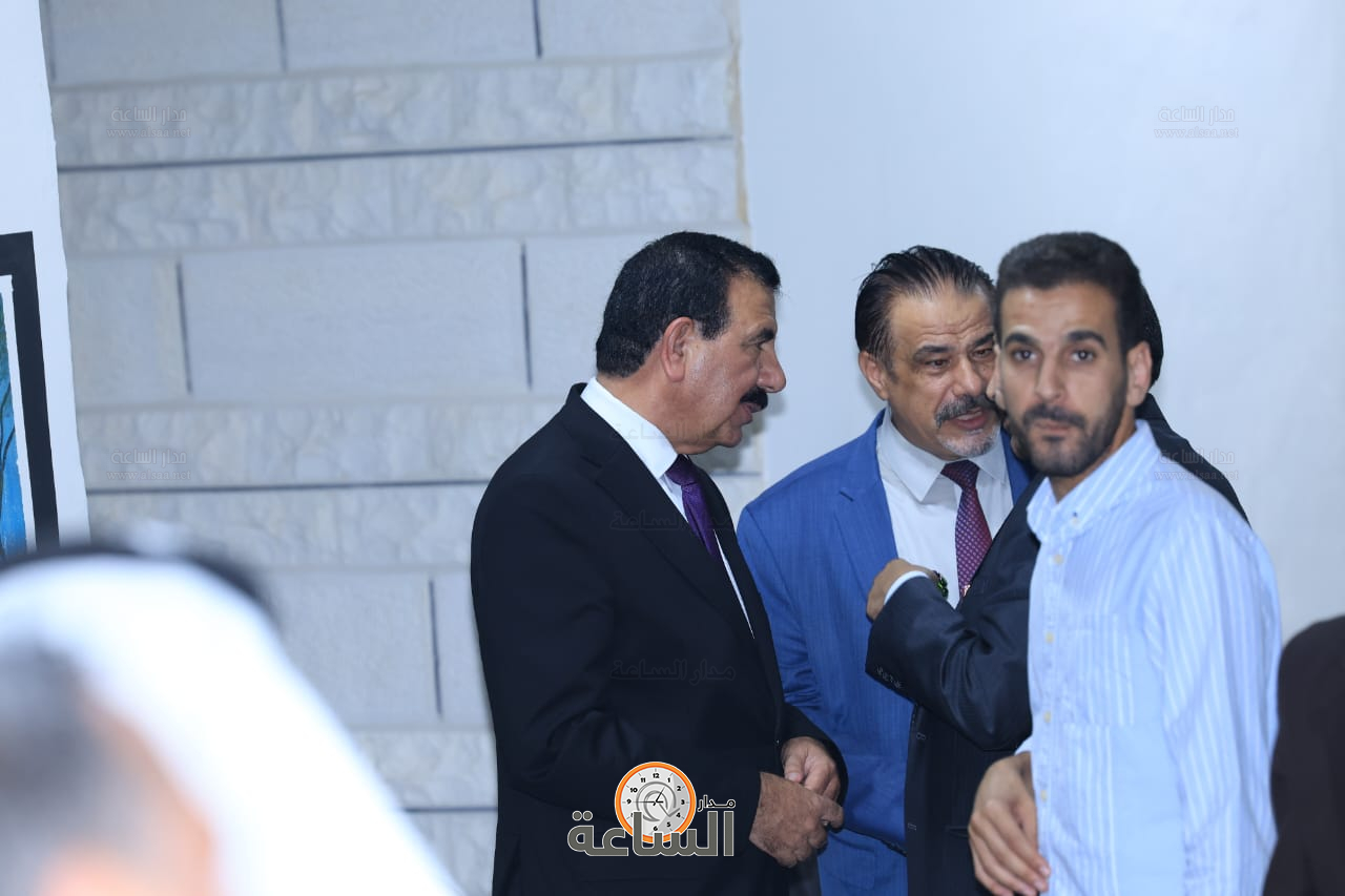 Madar Al-Saa Images 0.9450972787086712