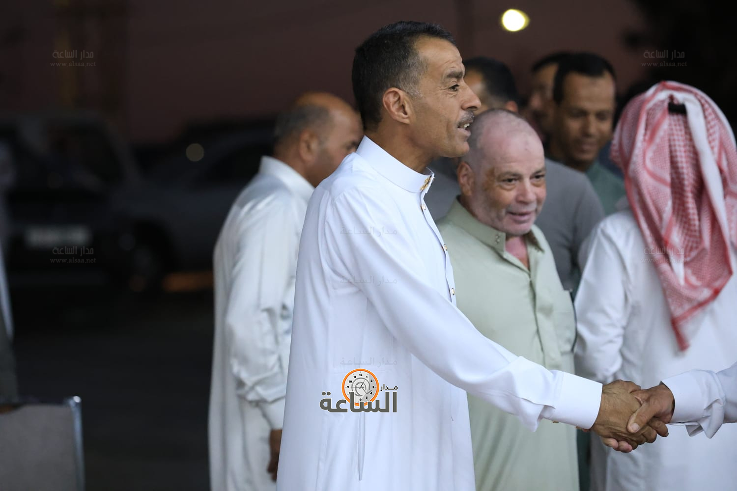 Madar Al-Saa Images 0.9036707171559277