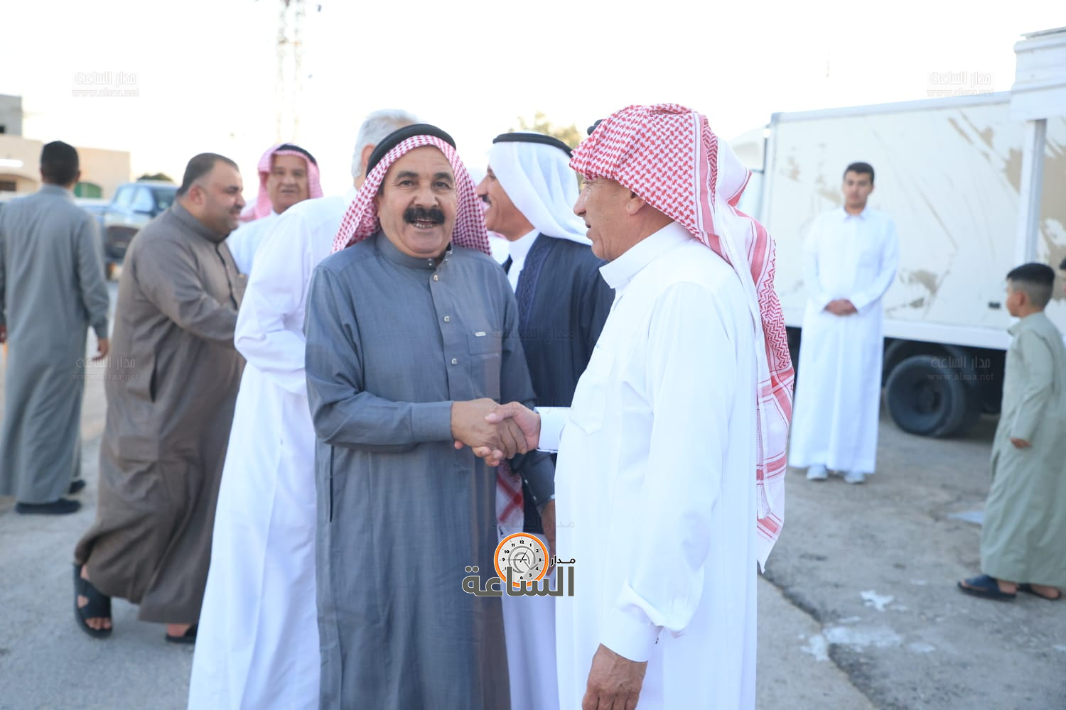 Madar Al-Saa Images 0.31097638588252463