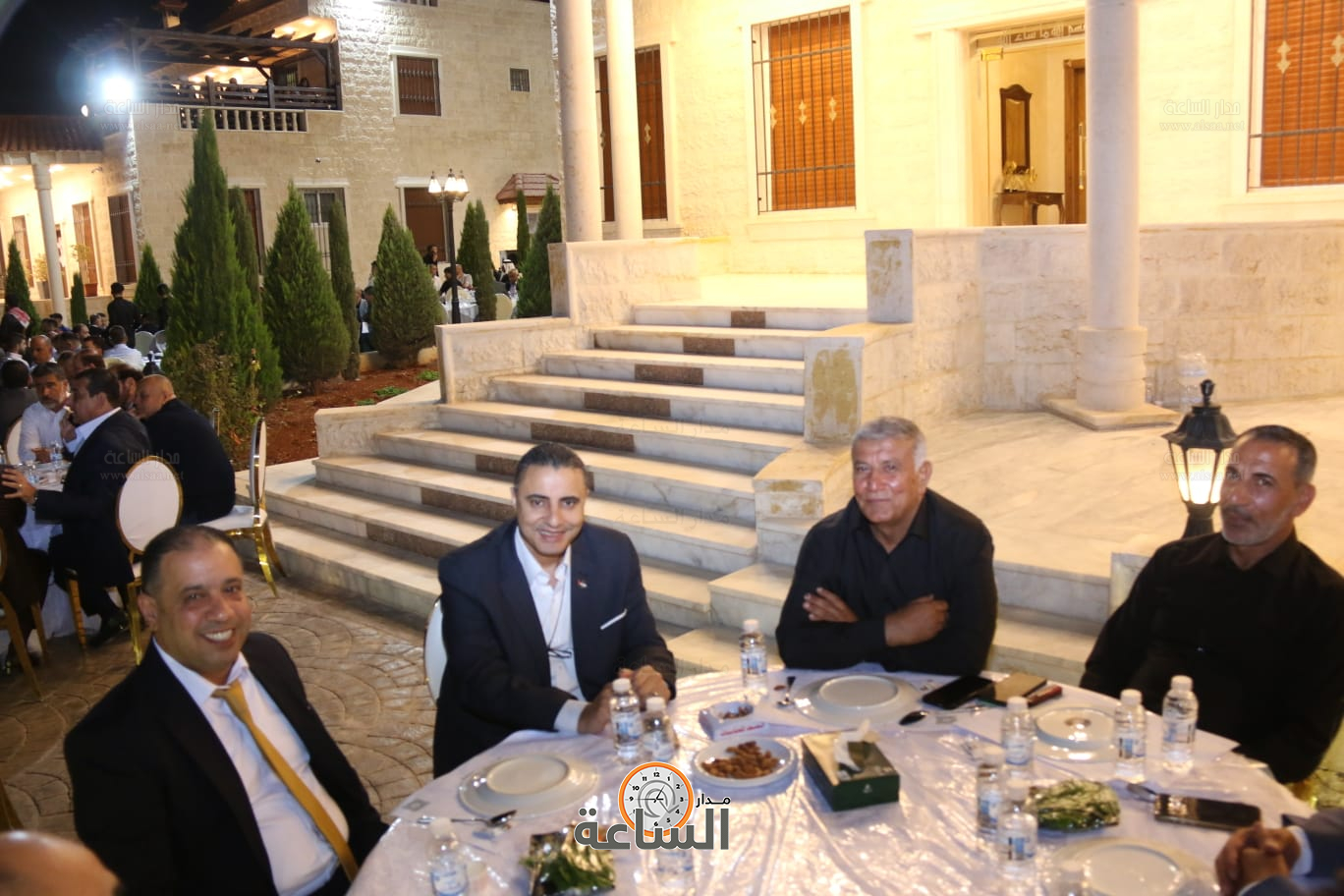 Madar Al-Saa Images 0.4367133136191004