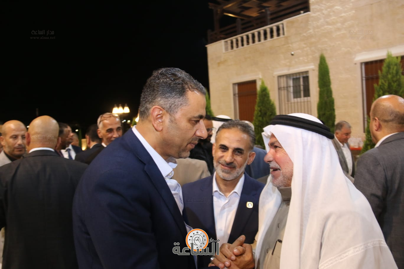 Madar Al-Saa Images 0.8902379374203006