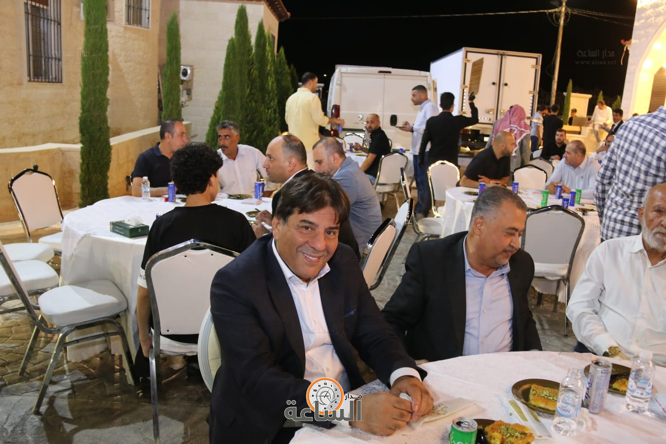 Madar Al-Saa Images 0.4245229475913528