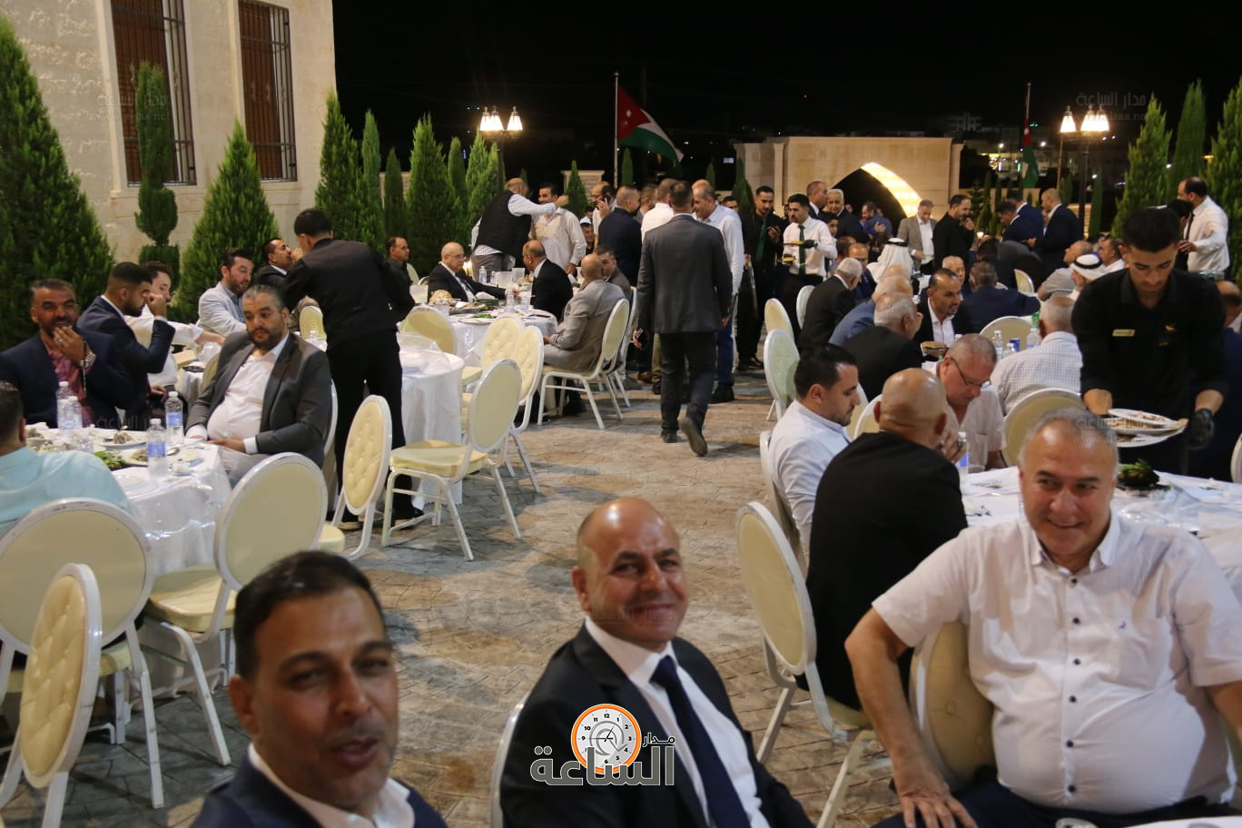 Madar Al-Saa Images 0.17585615232605767