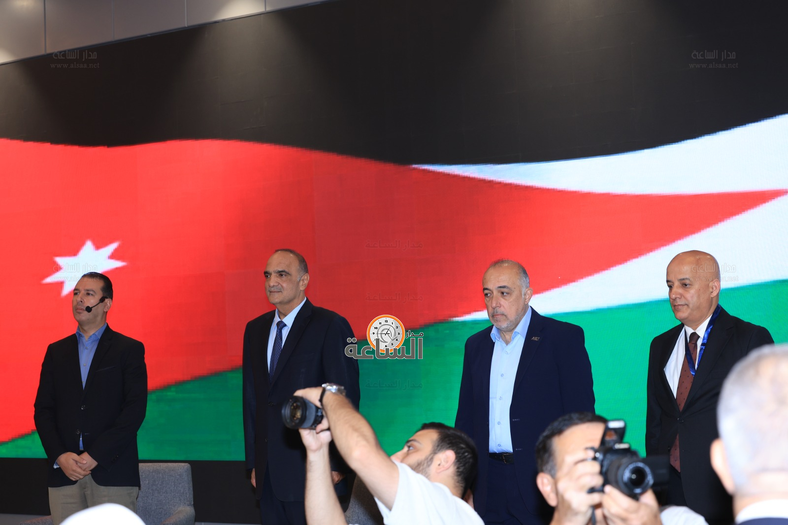 Madar Al-Saa Images 0.2038296174316977