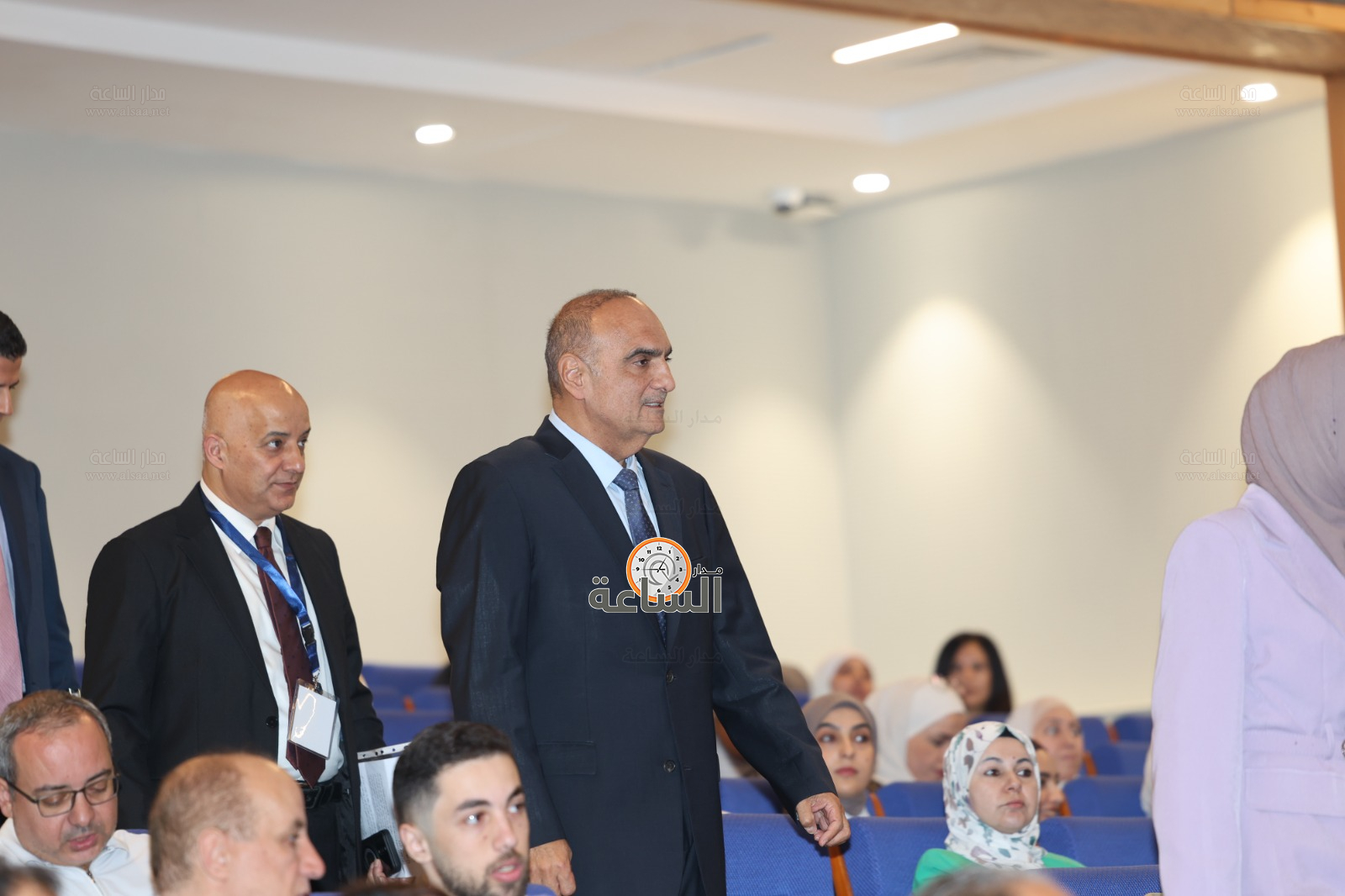 Madar Al-Saa Images 0.5576201517856221