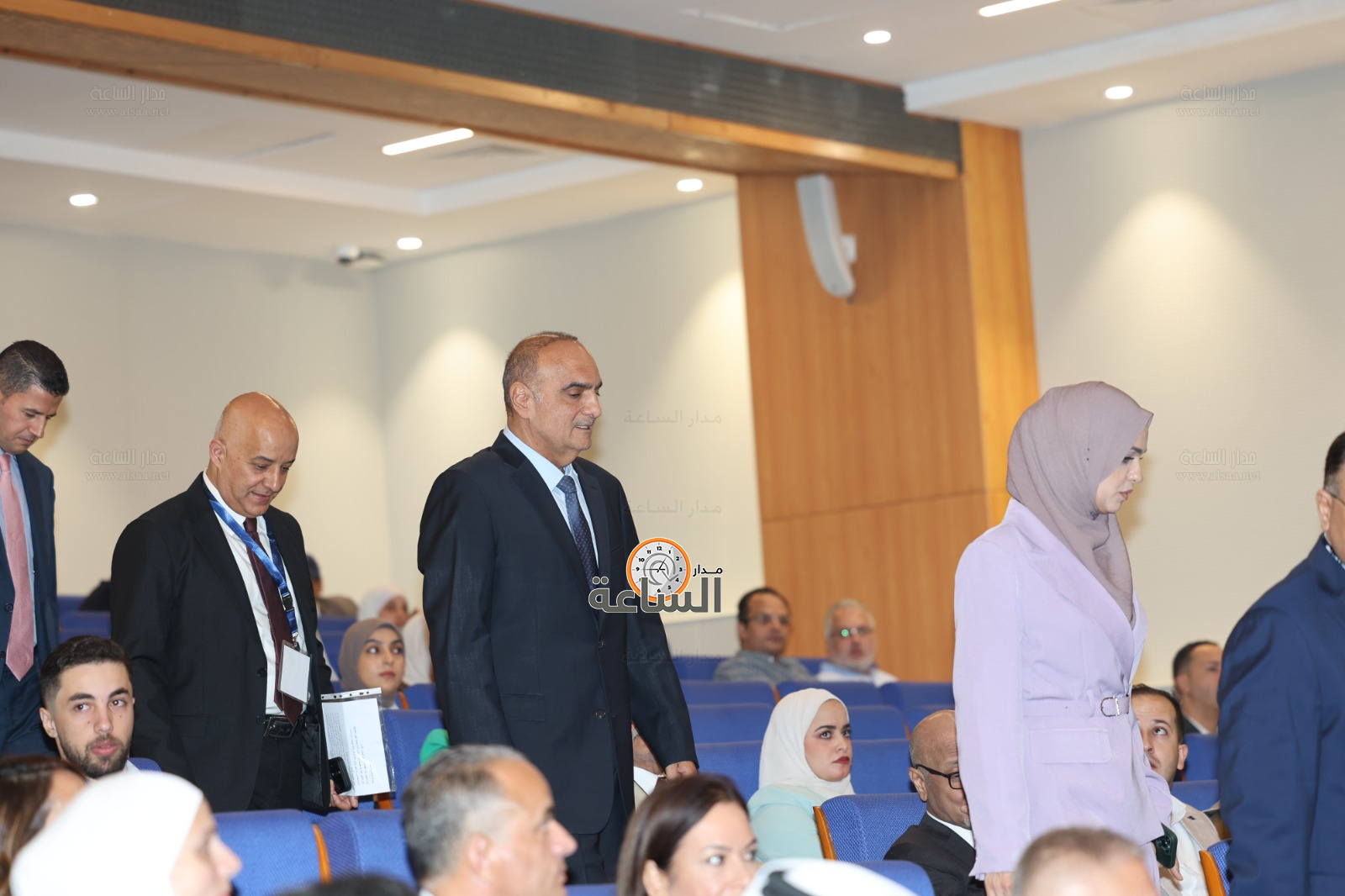 Madar Al-Saa Images 0.3946131505516177