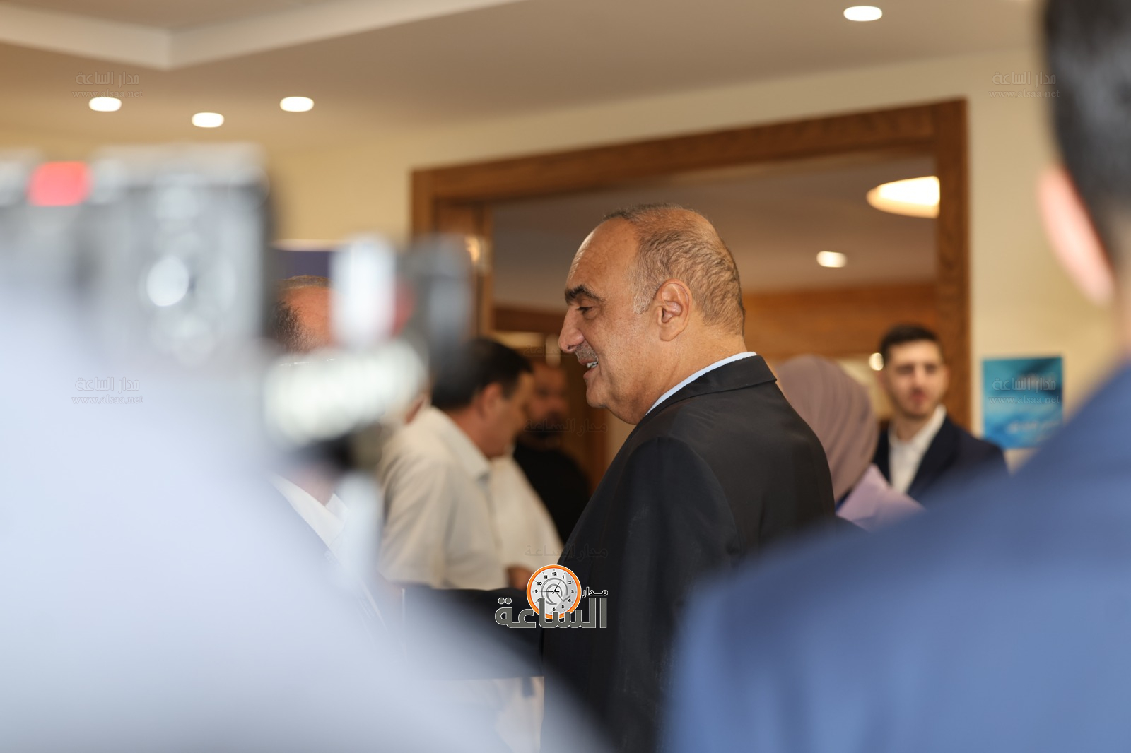 Madar Al-Saa Images 0.6467606477873419