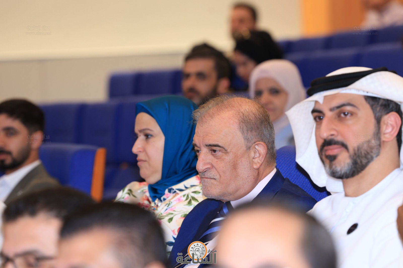 Madar Al-Saa Images 0.1441405738085143