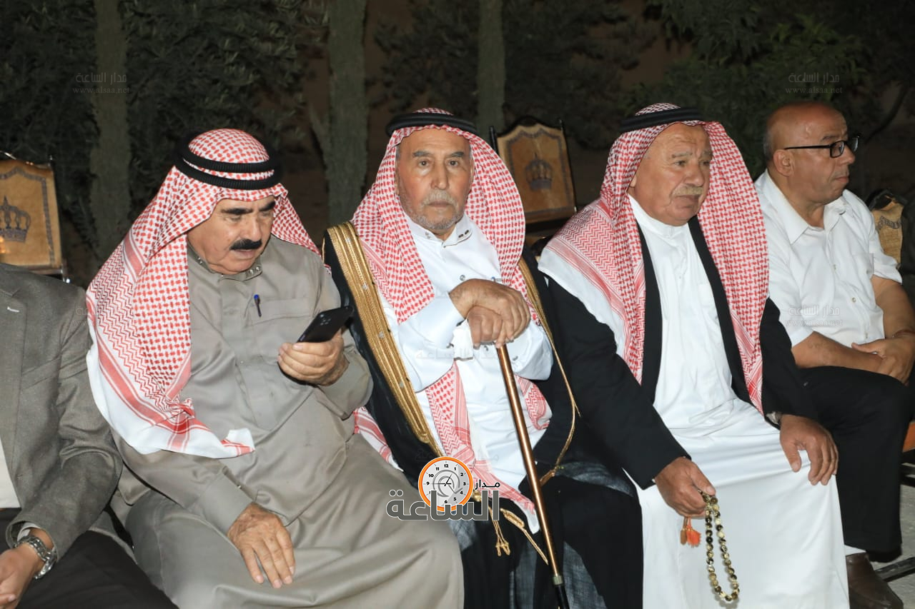 Madar Al-Saa Images 0.9901830553208778