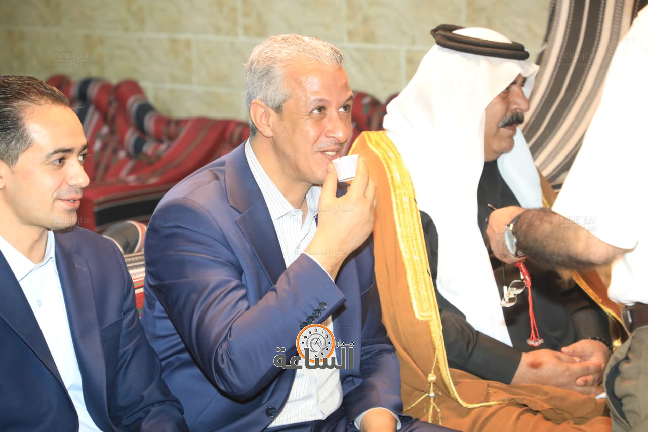 Madar Al-Saa Images 0.4581536568199269