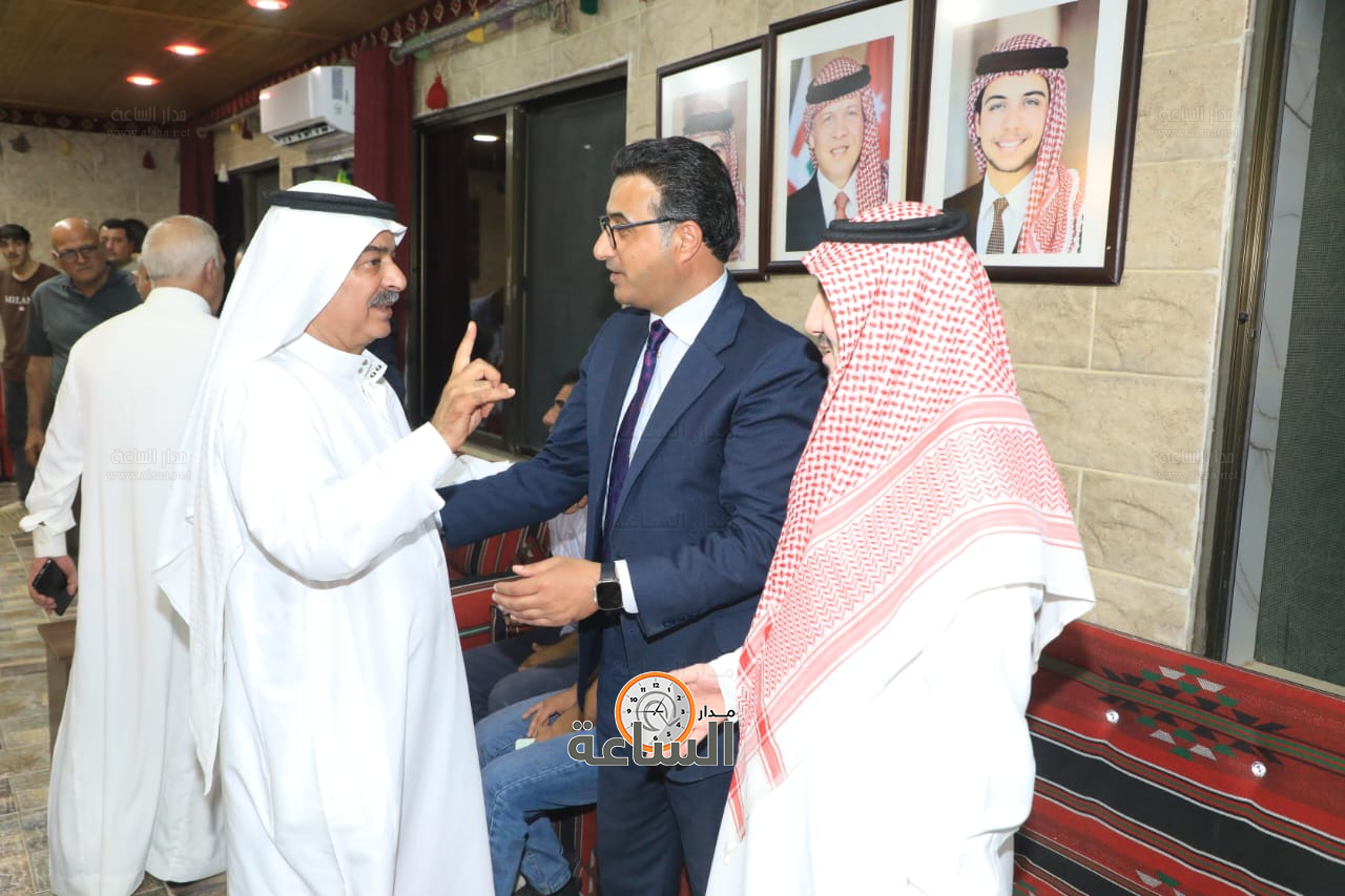 Madar Al-Saa Images 0.4768036579695716