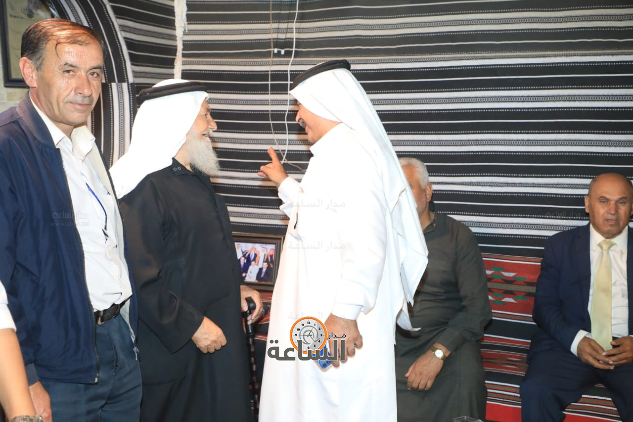 Madar Al-Saa Images 0.9822635954272718