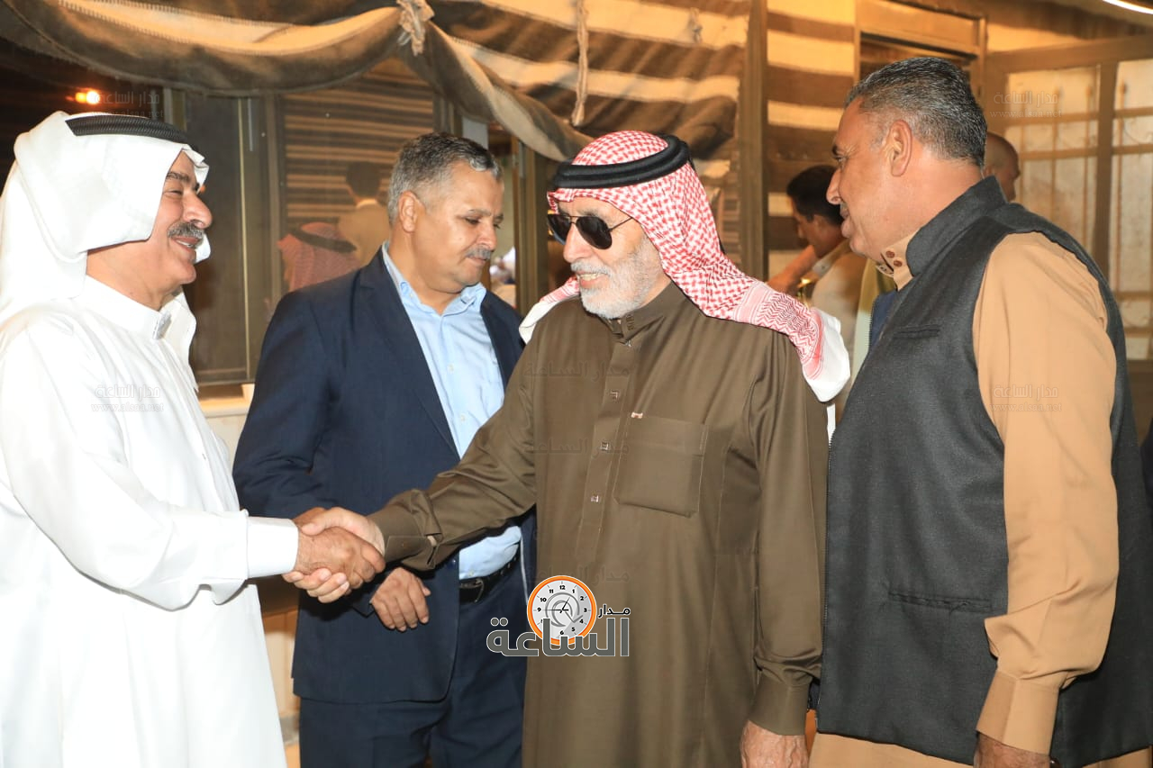 Madar Al-Saa Images 0.6997363242805127