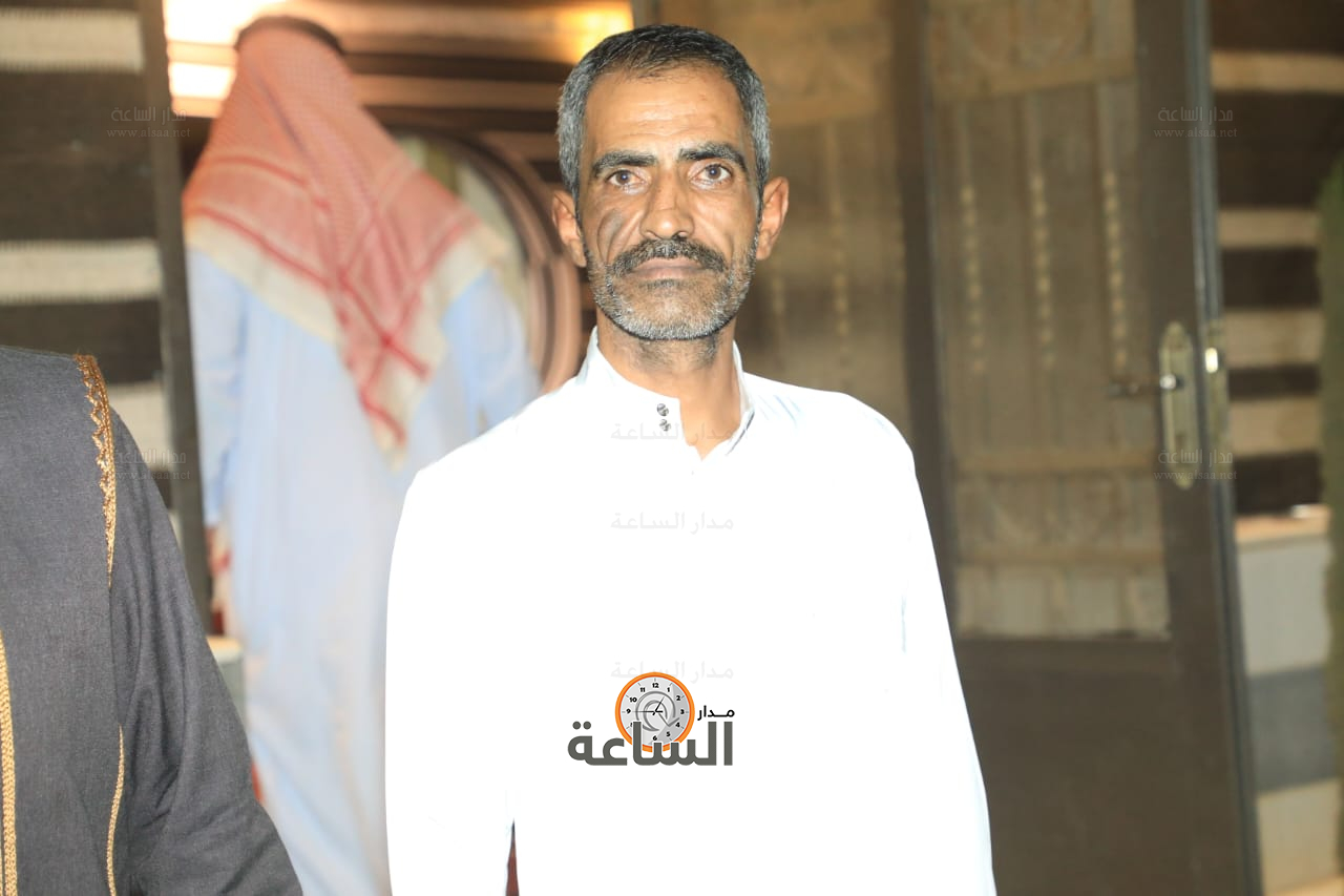 Madar Al-Saa Images 0.5006408399195902