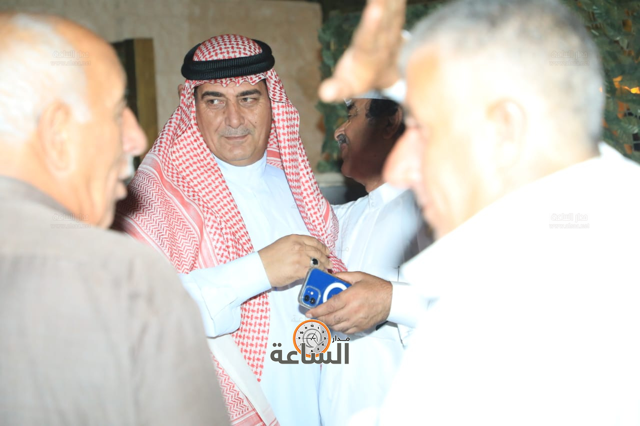 Madar Al-Saa Images 0.9841389354262549