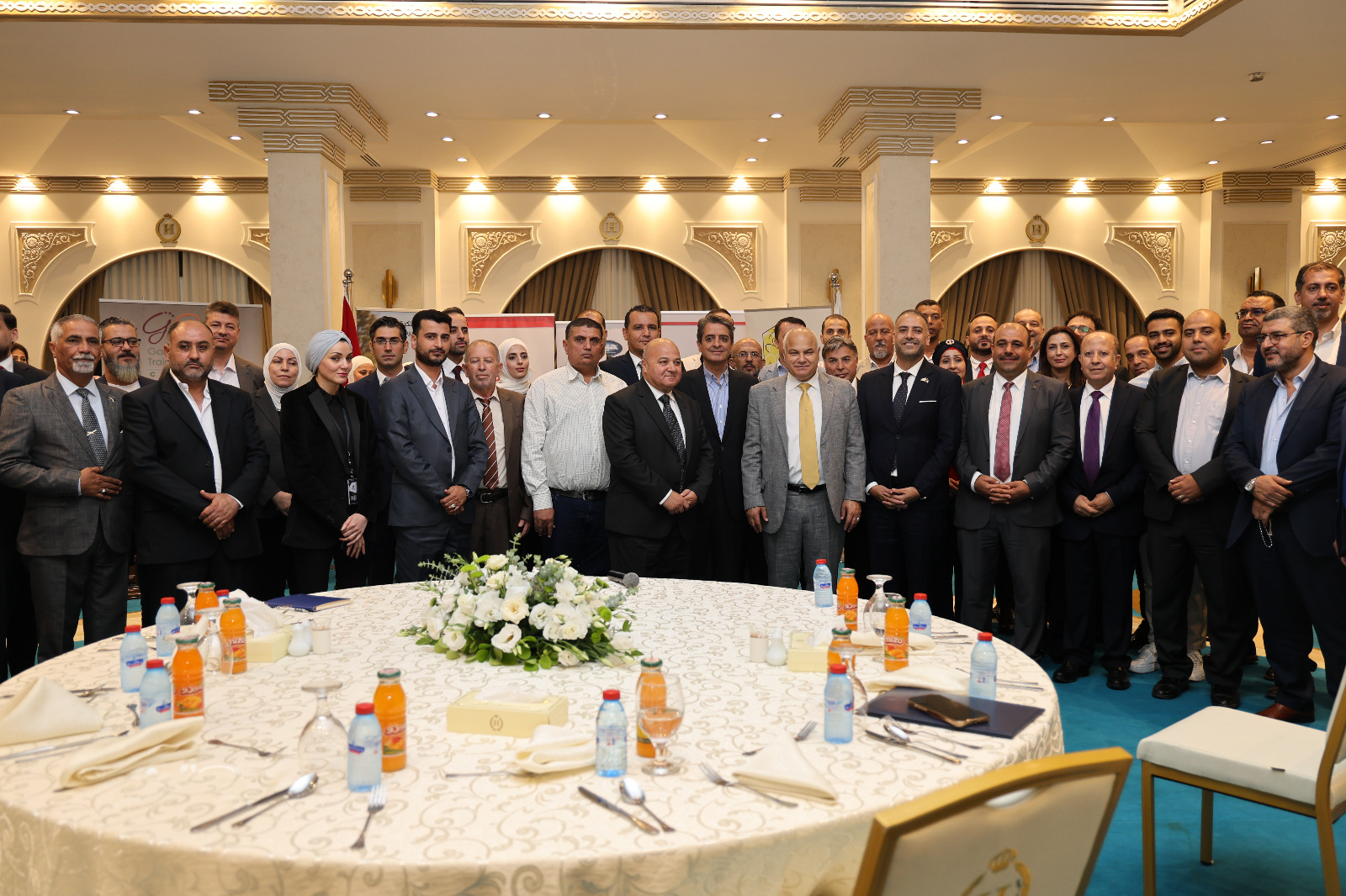 Madar Al-Saa Images 0.8102934237823137