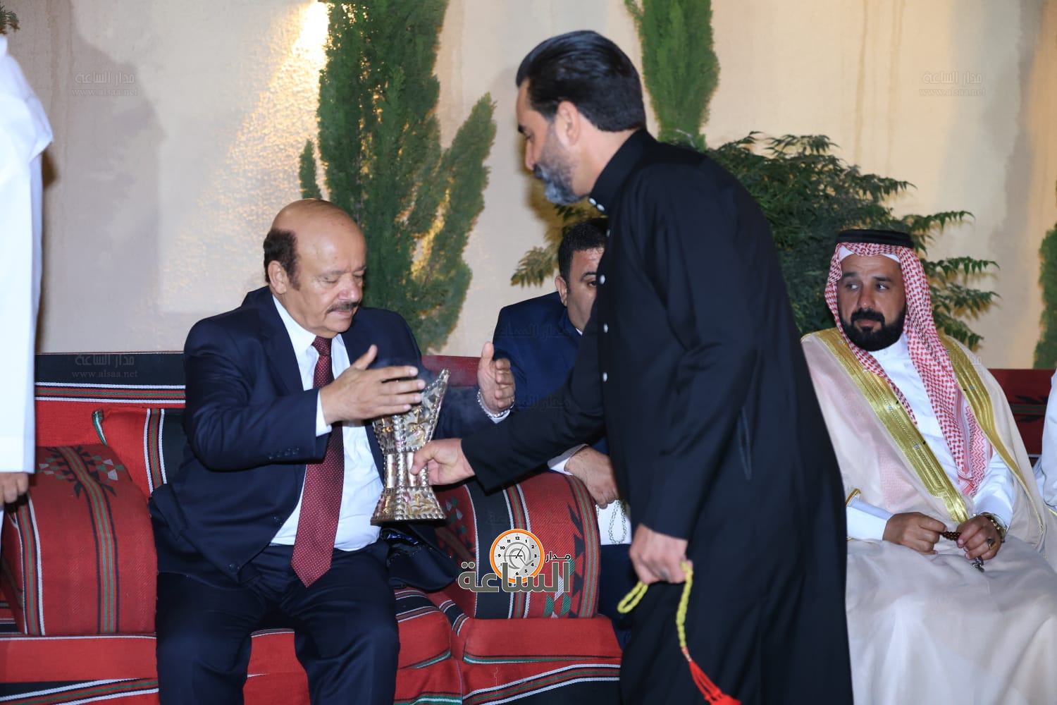 Madar Al-Saa Images 0.347358878981467