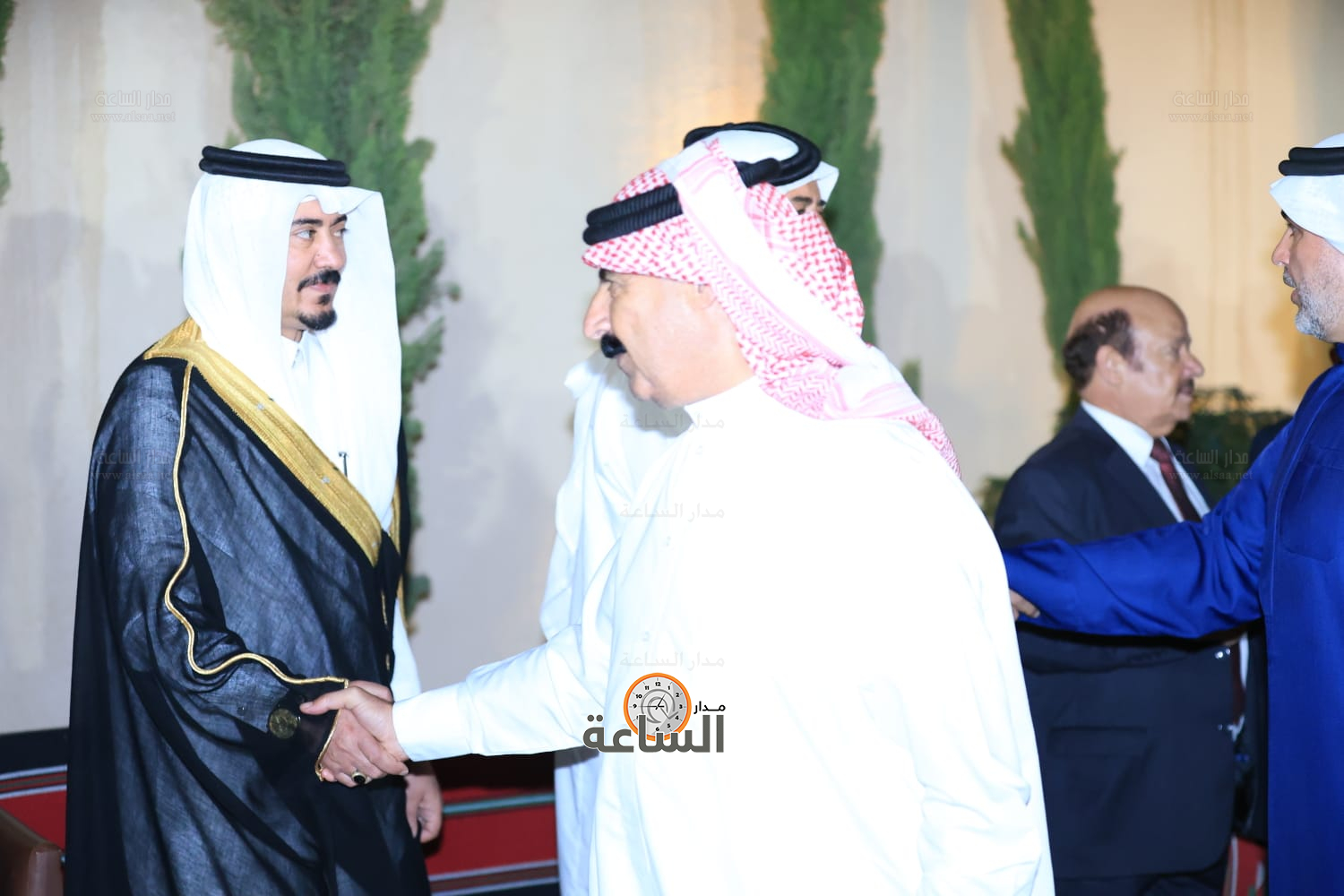 Madar Al-Saa Images 0.8655981558563722