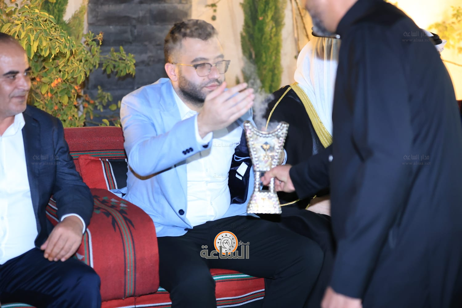 Madar Al-Saa Images 0.9566665490979052