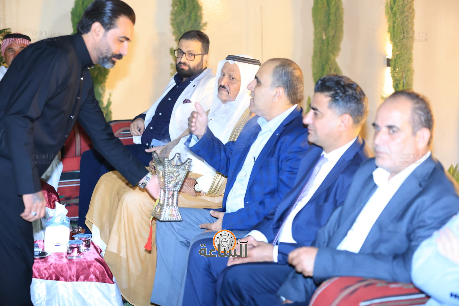 Madar Al-Saa Images 0.039725696960059675