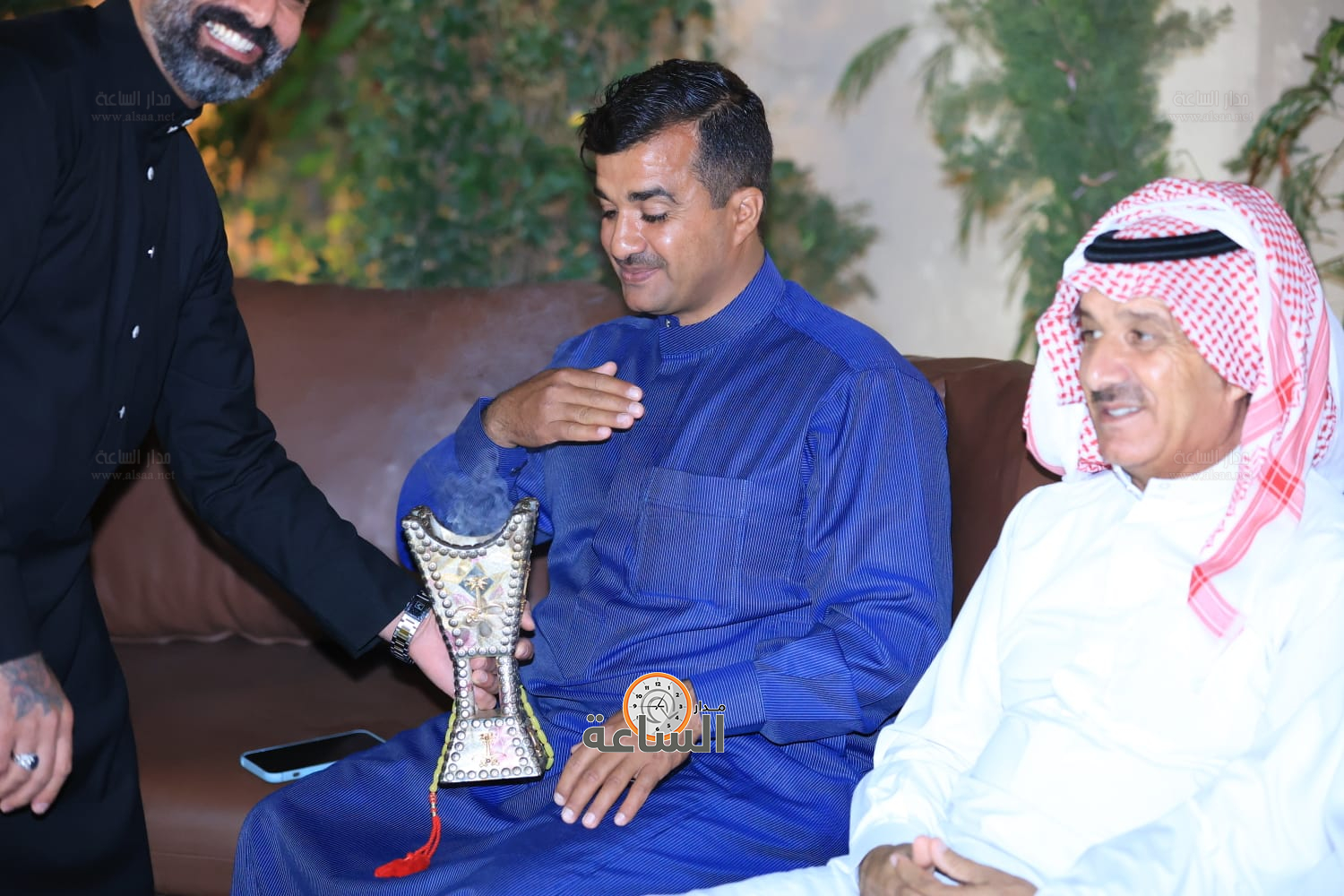 Madar Al-Saa Images 0.5841030288171337