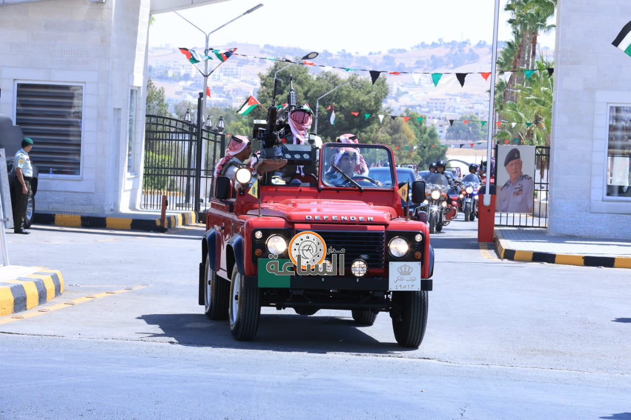 Madar Al-Saa Images 0.24391386643427349