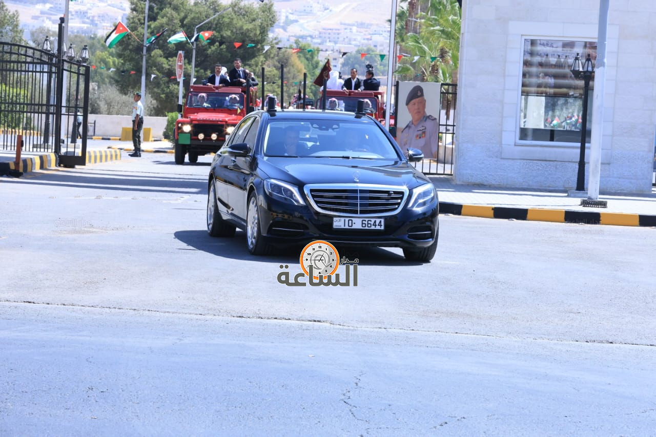 Madar Al-Saa Images 0.01547715534688332