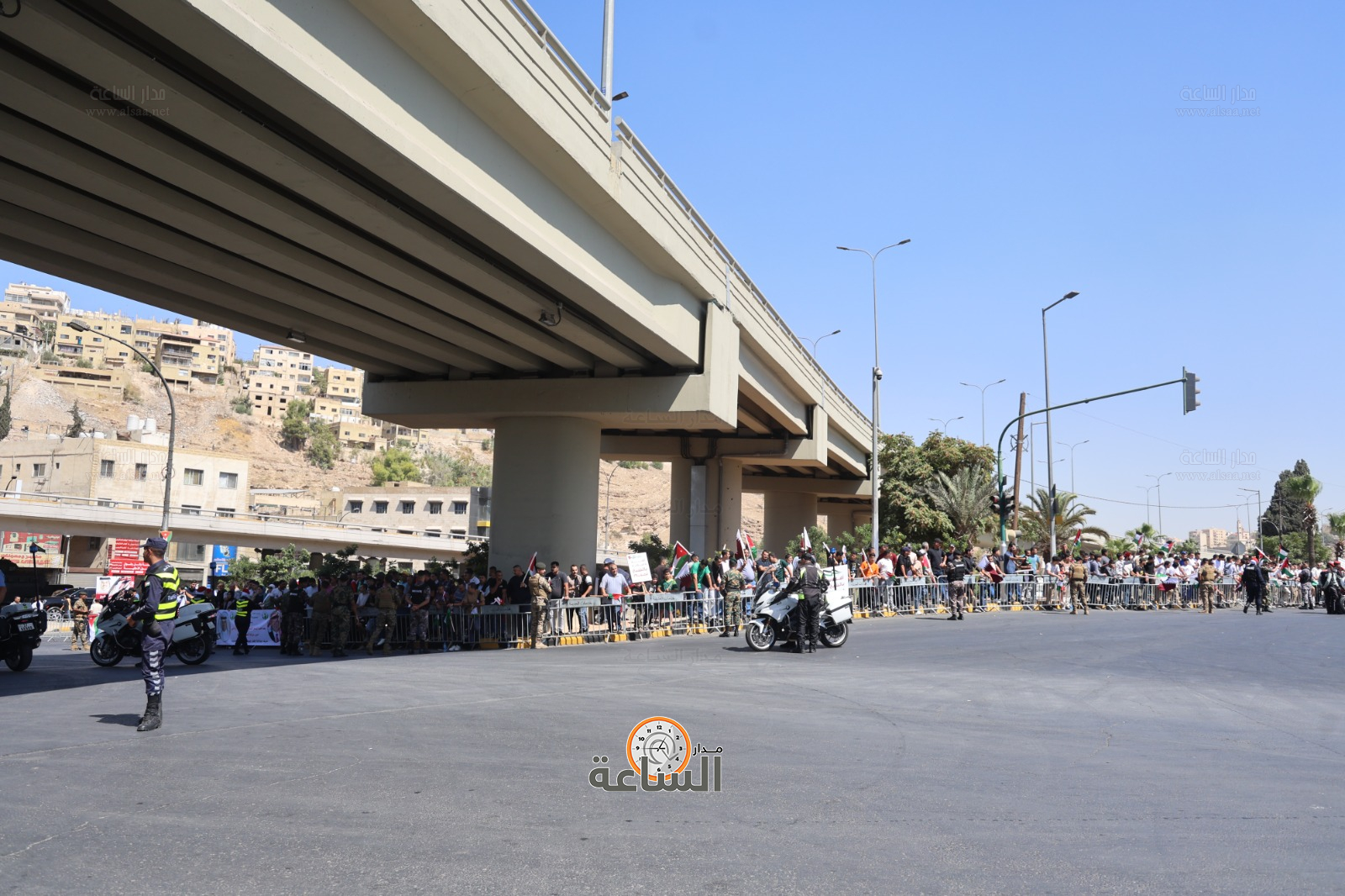 Madar Al-Saa Images 0.6316595497821631