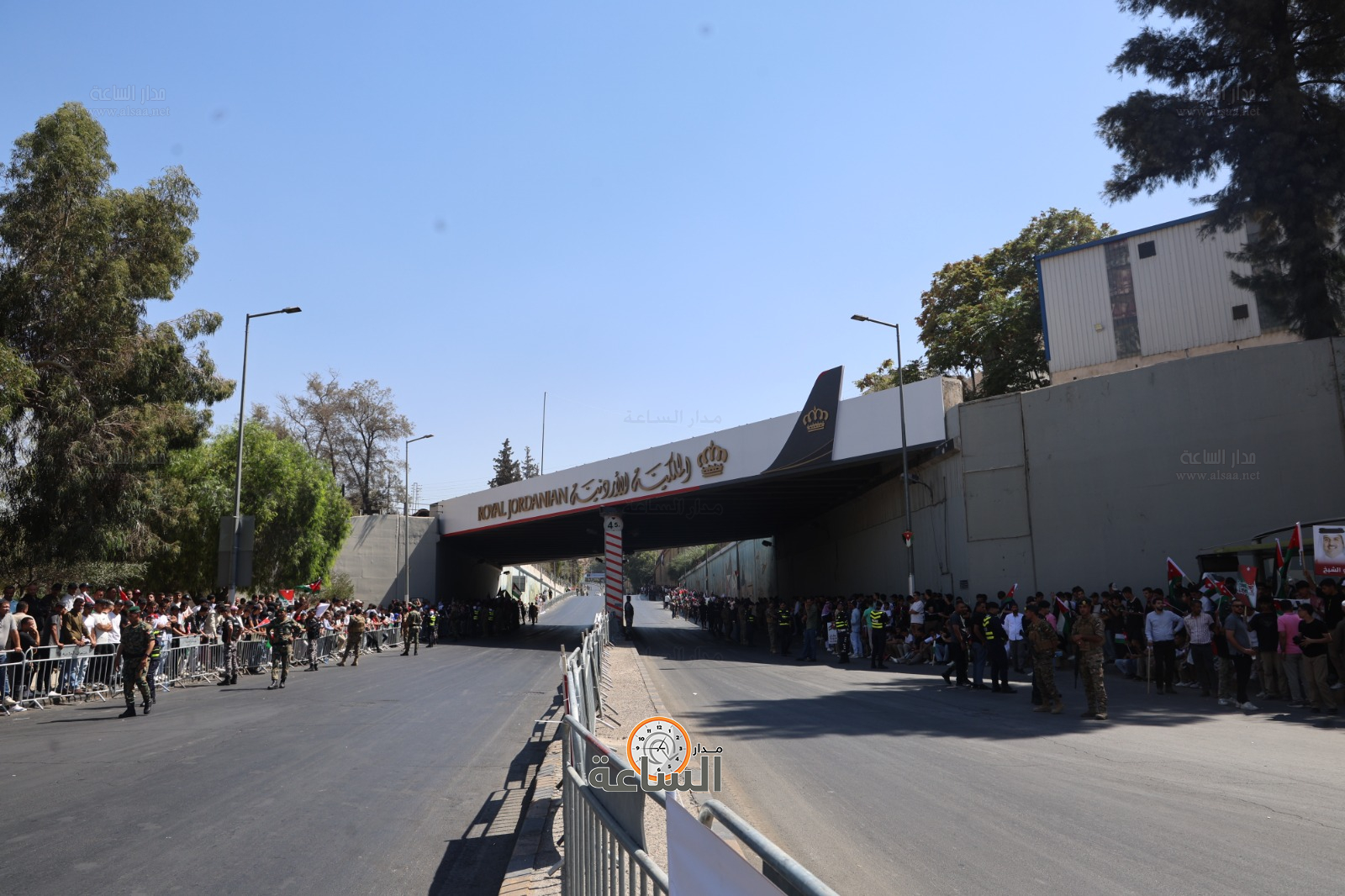 Madar Al-Saa Images 0.12151105565591691