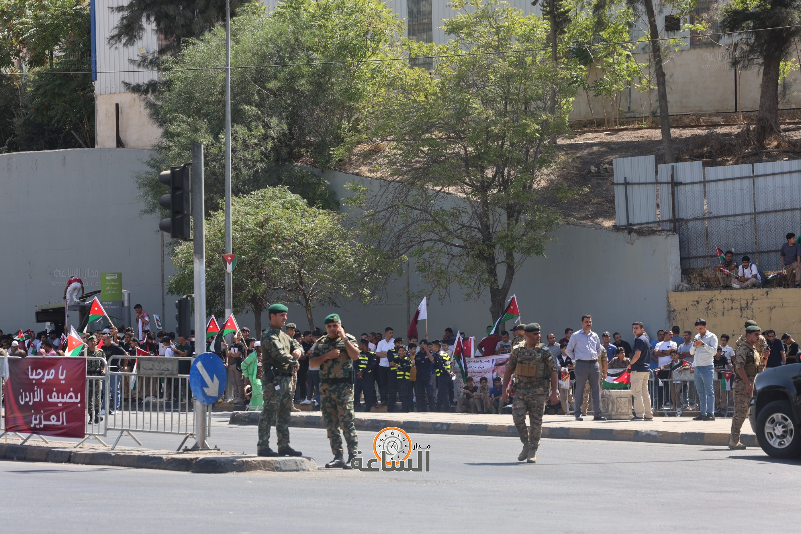 Madar Al-Saa Images 0.9609250874481544