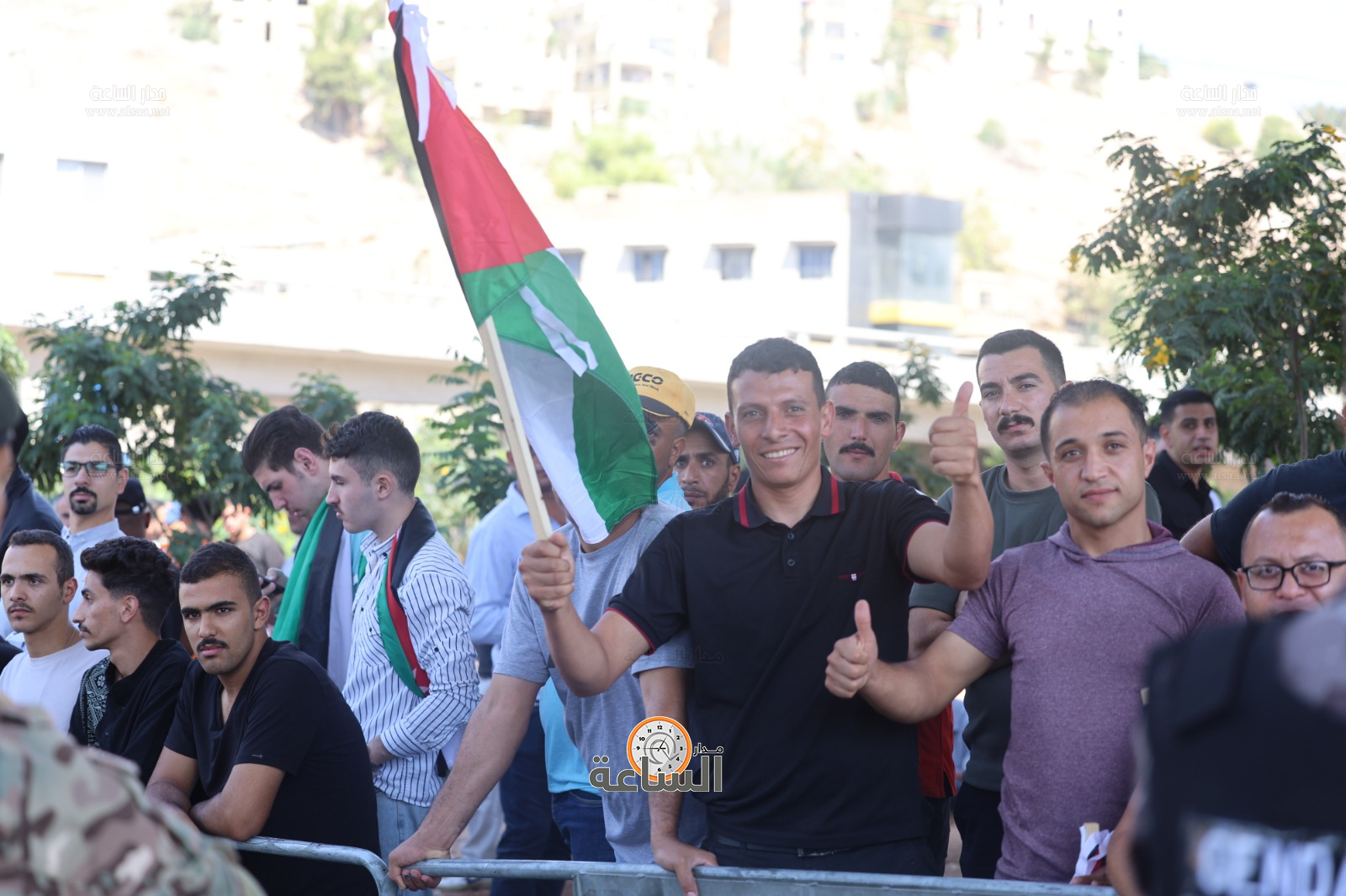 Madar Al-Saa Images 0.8219108890988094