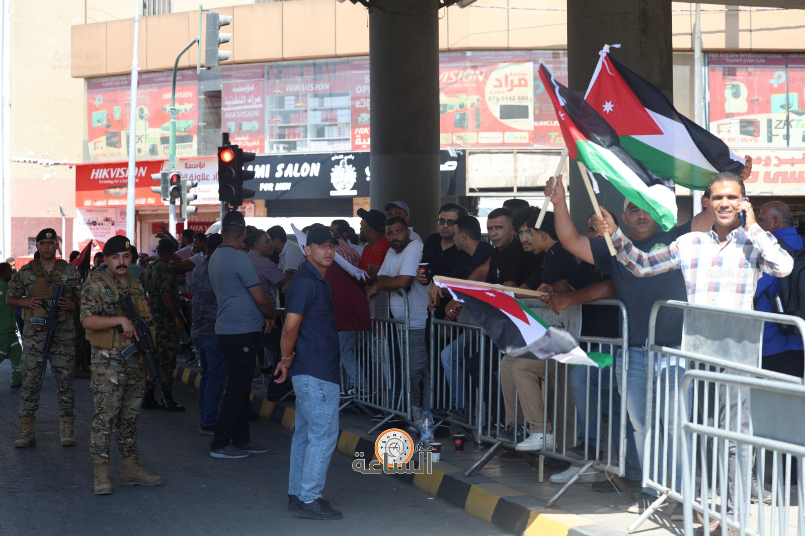 Madar Al-Saa Images 0.08963128168462264