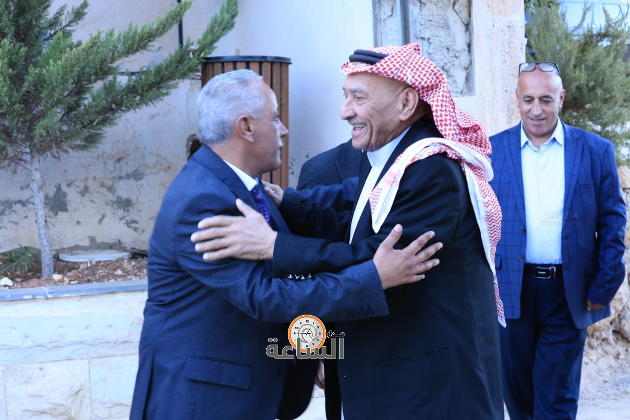 Madar Al-Saa Images 0.09275475932532262