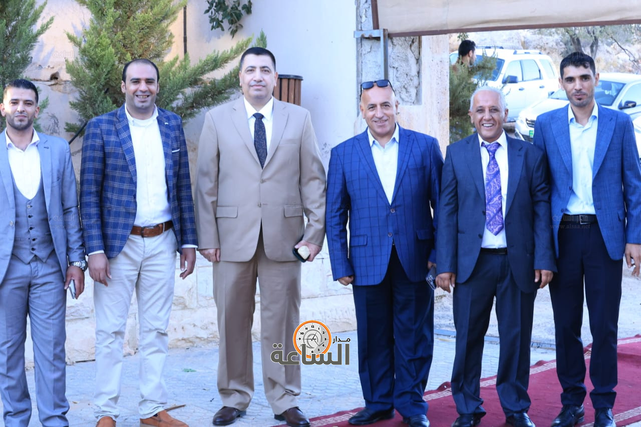 Madar Al-Saa Images 0.051218752929864886